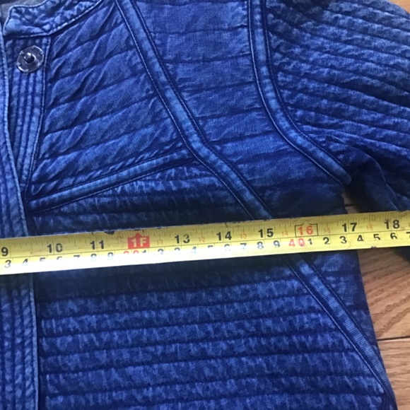 Jacket - Picture 2 of 12